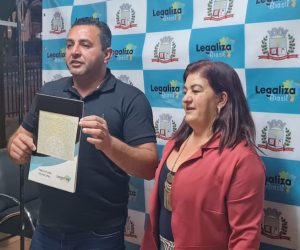 Prefeito de São José da Varginha e Legaliza Brasil iniciaram a entrega de Títulos Definitivos de imóveis View Larger Image